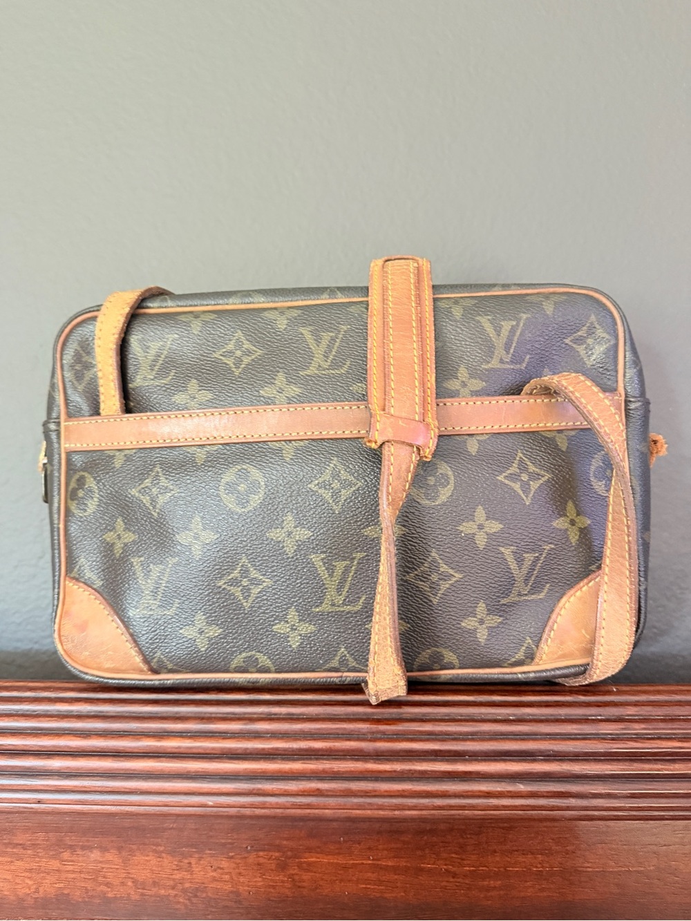 Louis Vuitton Brown Monogram Canvas Toiletry Pouch with Tan Trim - Picture 10 of 15